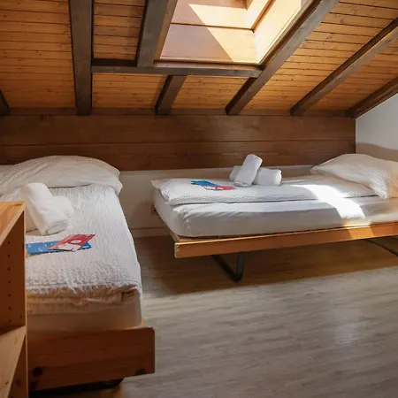 La Siala Apt-66 By Interhome Falera